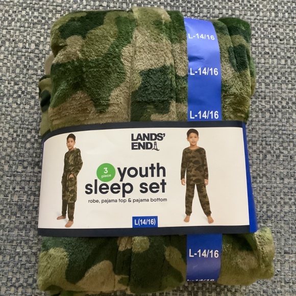 Lands End 3 pc youth set robe, PJ top & PJ bottom Green Camouflage Size L(14/16) - Picture 4 of 16
